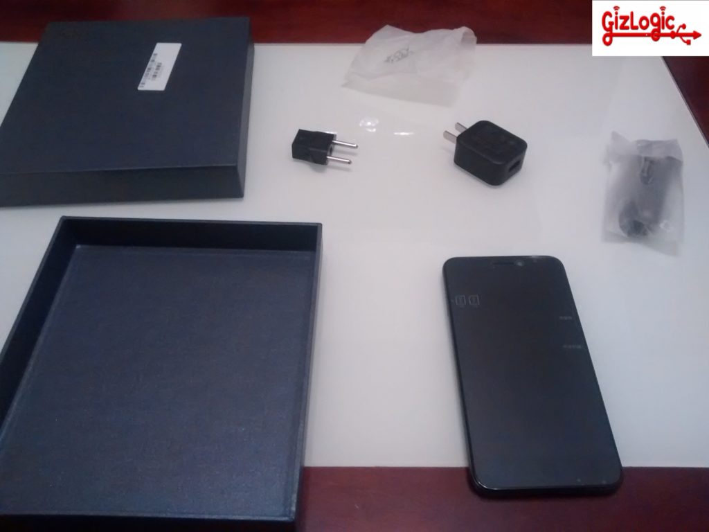 unboxing Kolina