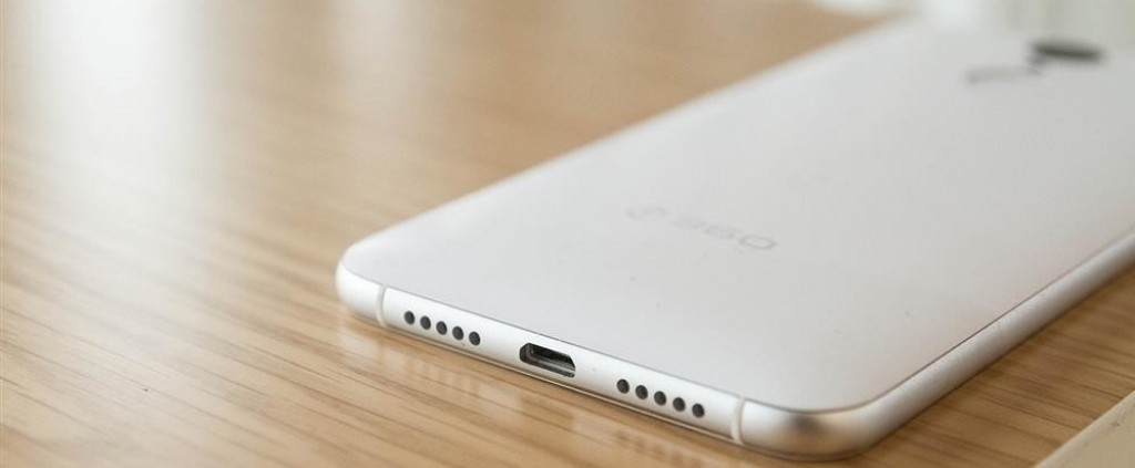 Gizlogic_Qihoo 360 F4-1 (2)