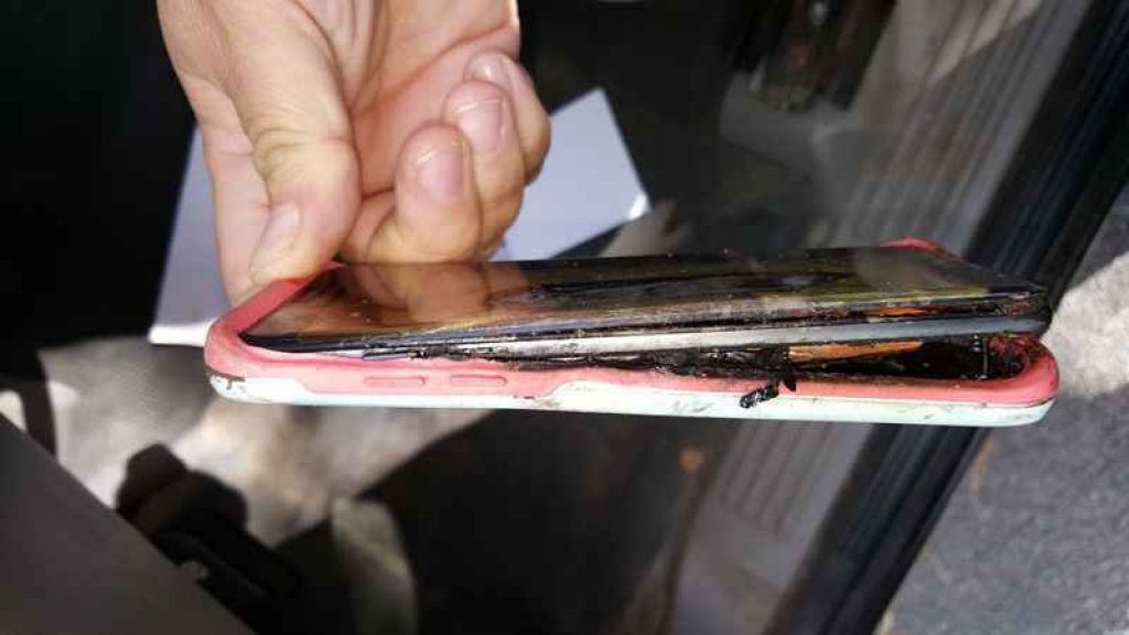 GIZLOGIC-galaxy-note7-explosion-RETIRADA DEFINITVA-PROBLEMAS-BATERIA DEFECTUOSA (4)