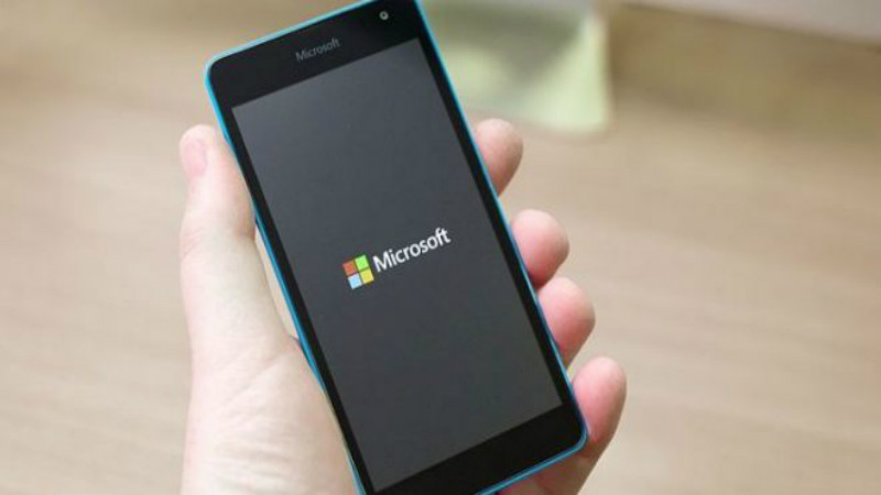 Microsoft-surface-phone 