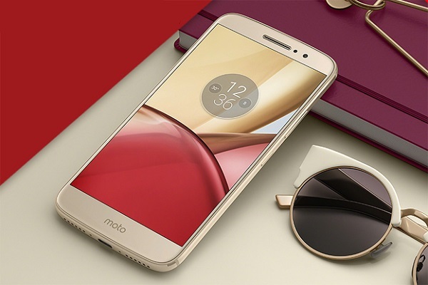 Moto M