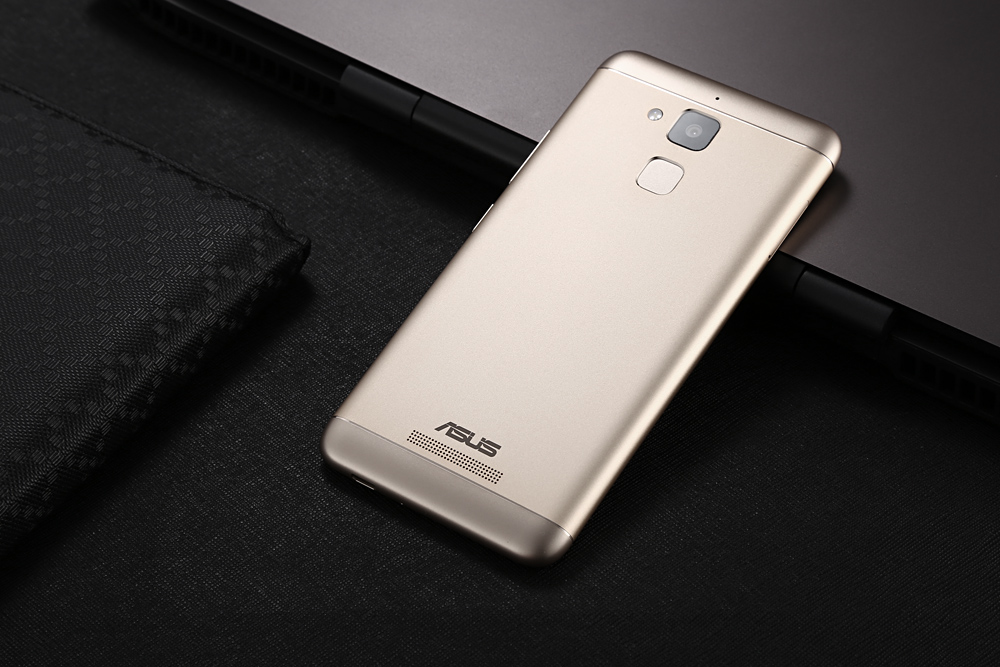 liberal Situación capital Asus Pegasus Zenfone 3, un buen diseño ya no está reñido con el precio