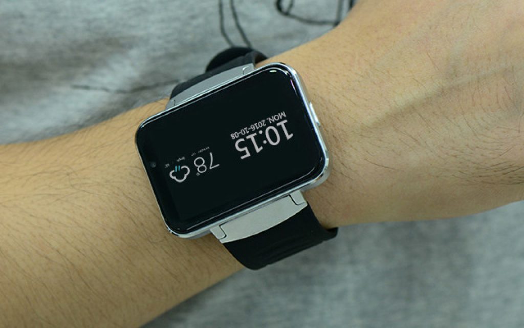 smartwatch domino dm98