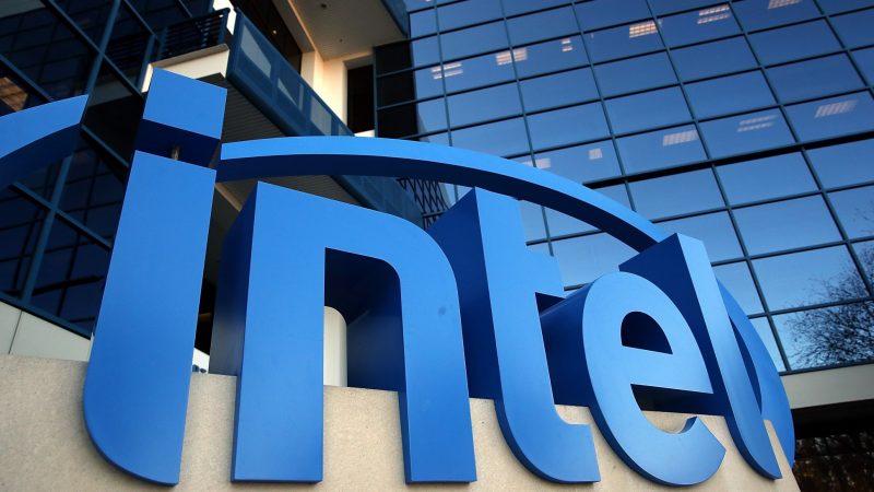 Pantalla curva Intel