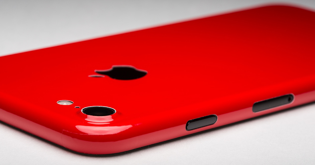 Apple iPhone 7 Red