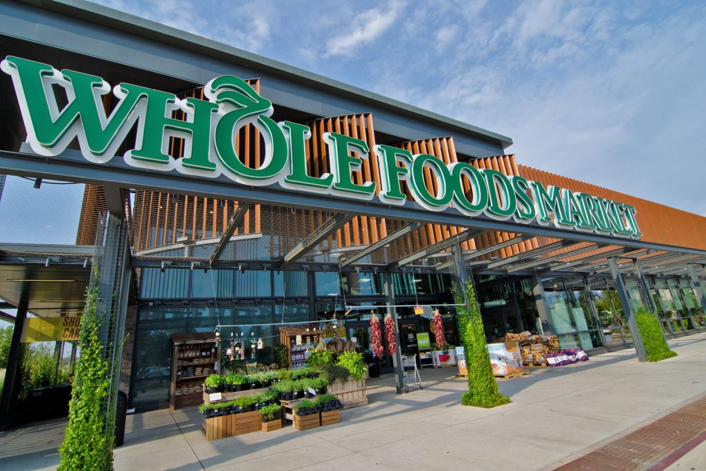 Amazon compra whole foods market