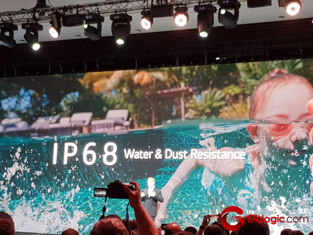 LG V30