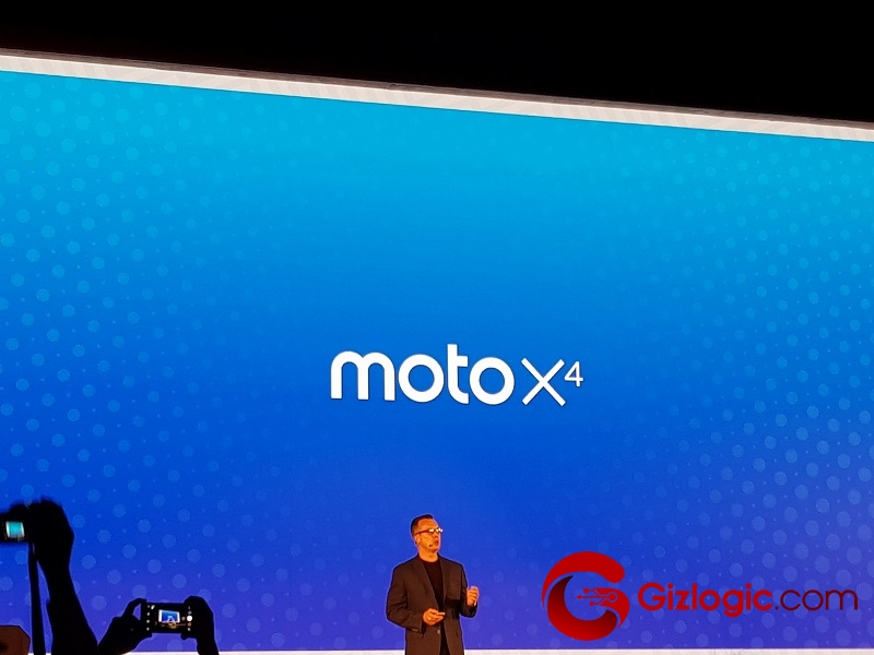 Lenovo Moto X4