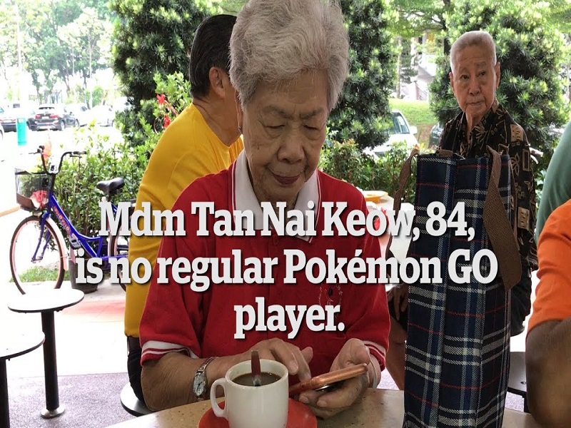 Jugadora de Pokémon de 84 años