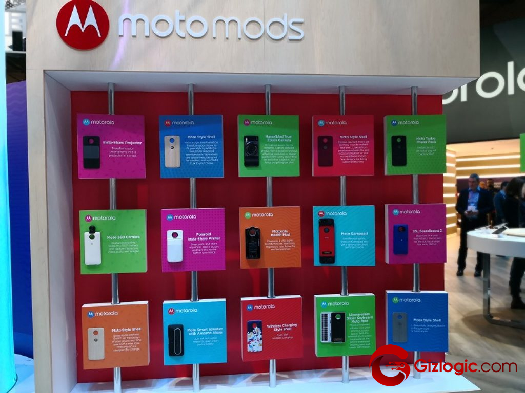 MWC18: Lenovo nos enseña sus nuevos Moto Mods para smartphones Motorola
