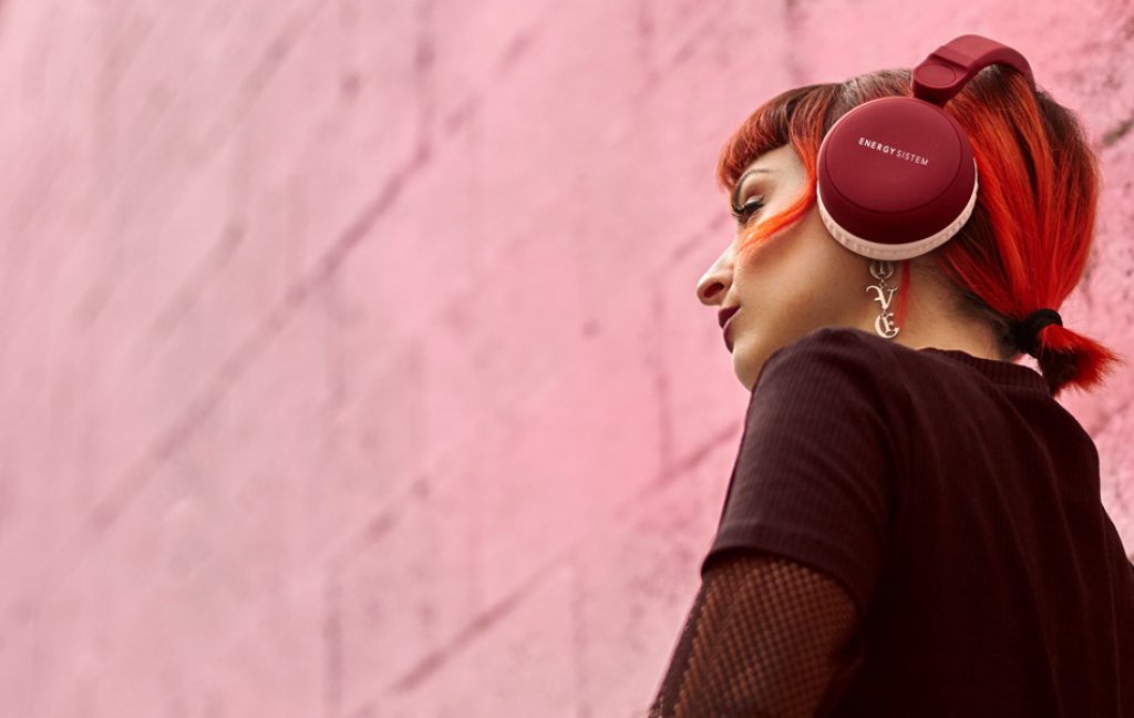 La versión Ruby Red de los Energy Headphones 2 Bluetooth es de lejos nuestra favorita