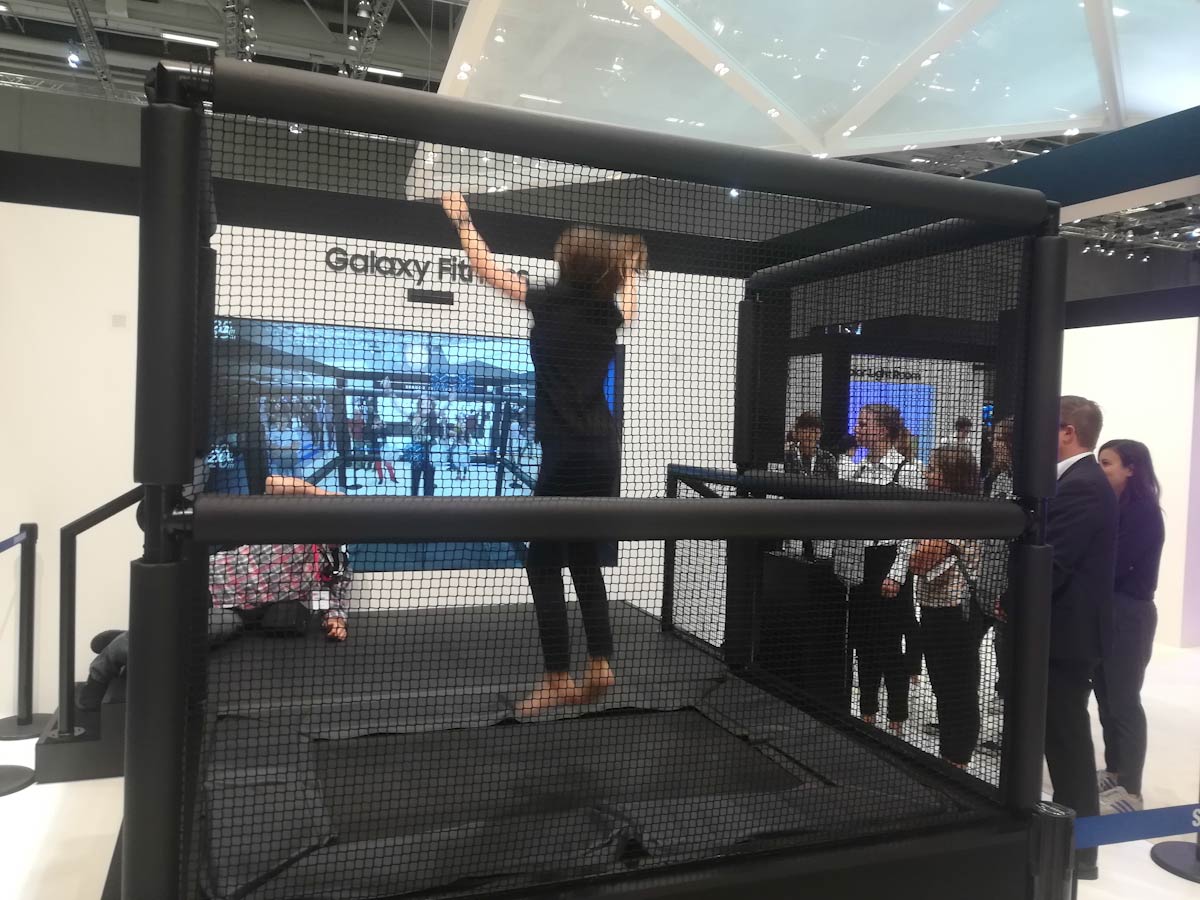 Explorando el CityCube durante el stand de Samsung en el IFA 2018 