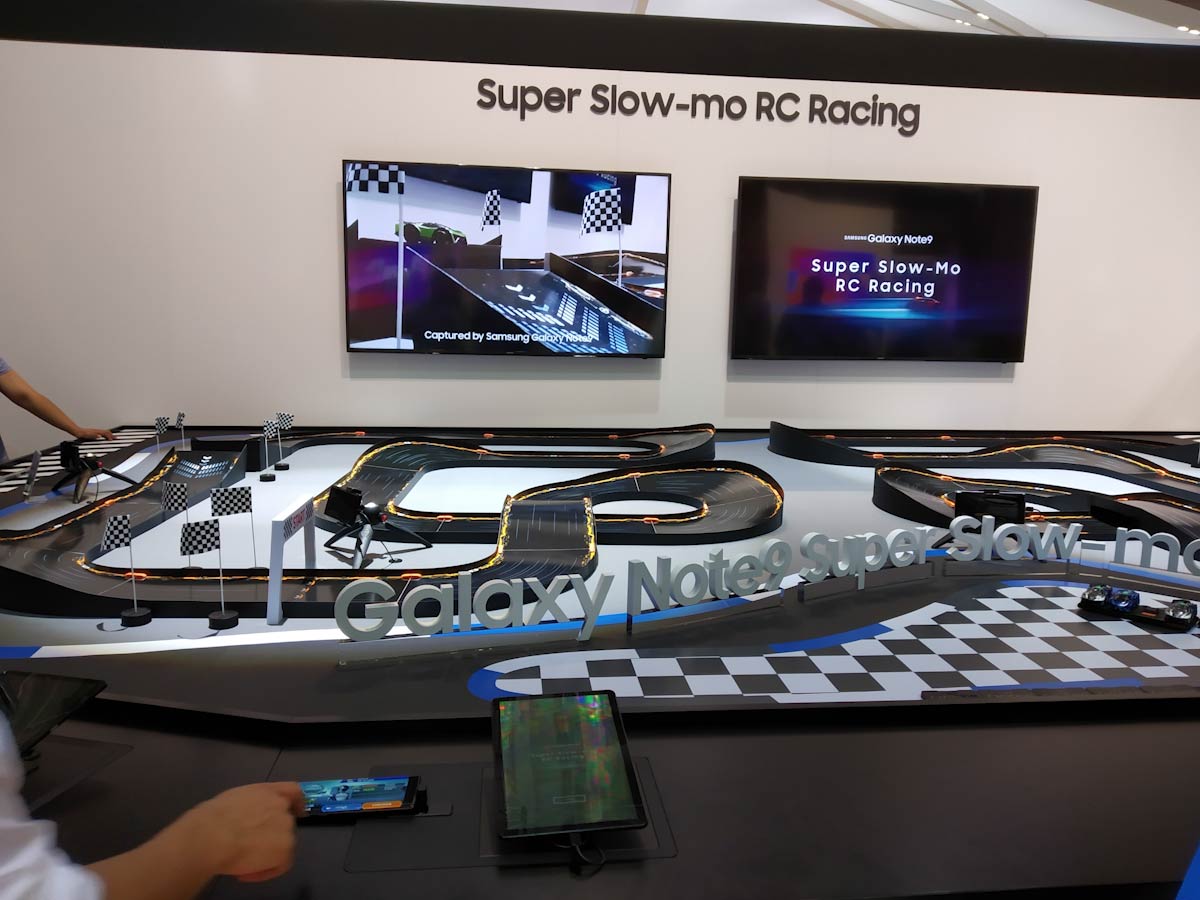 Explorando el CityCube durante el stand de Samsung en el IFA 2018 