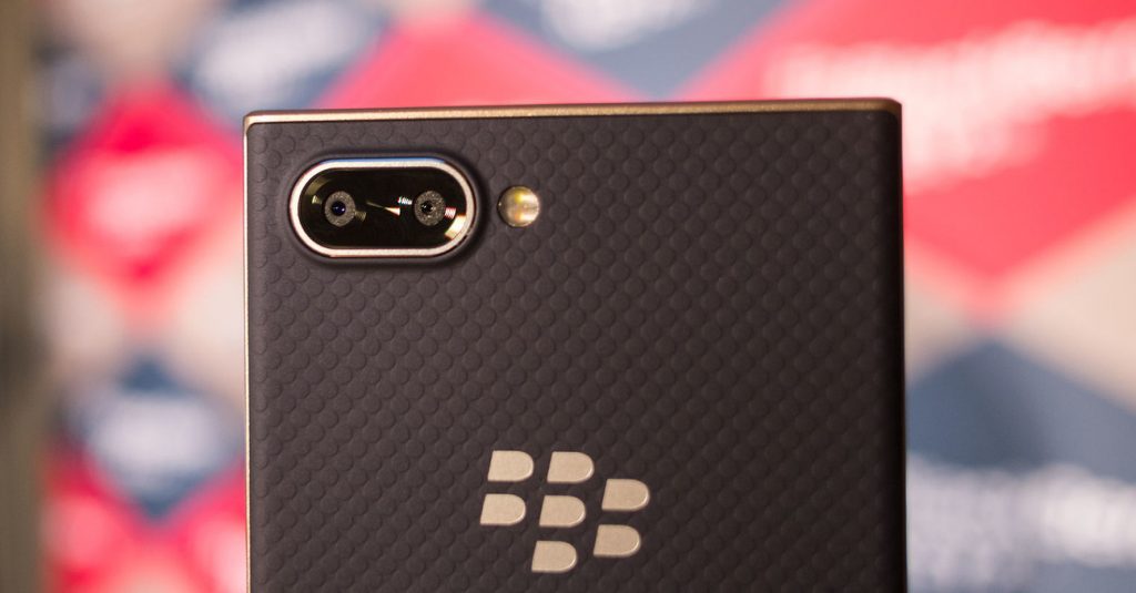 TCL anunciará novedades de BlackBerry