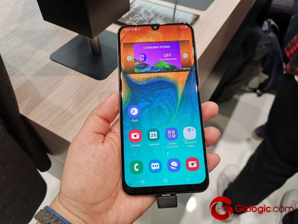 Samsung Galaxy A30