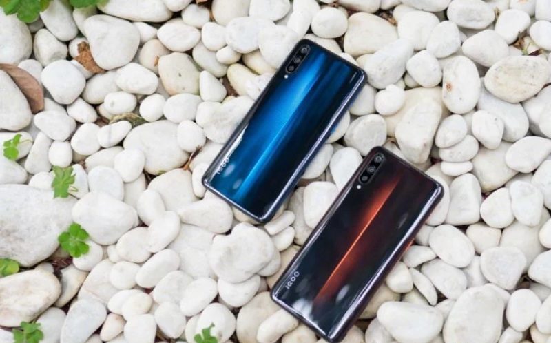 Vivo IQOO - Colores