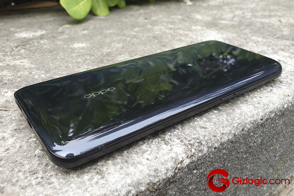 Good section of connections with dual GPS for better positioning, NFC chip and dual SIM Oppo Reno 10X Zoom