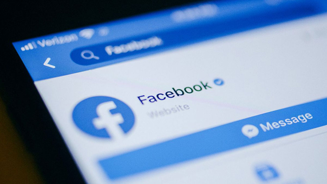 Facebook confiesa haber estado escuchando los mensajes de voz