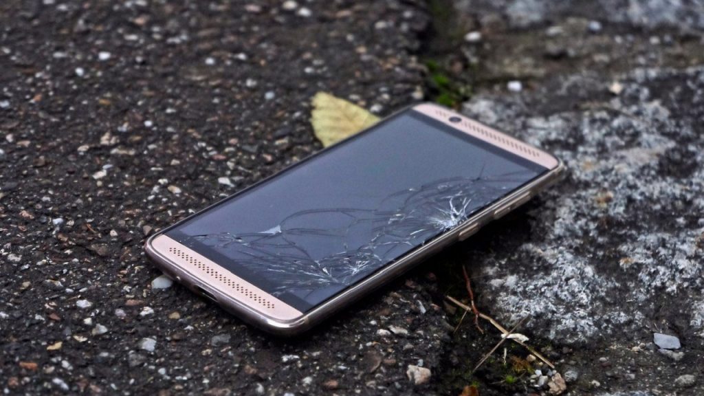 Reparar la pantalla de un móvil