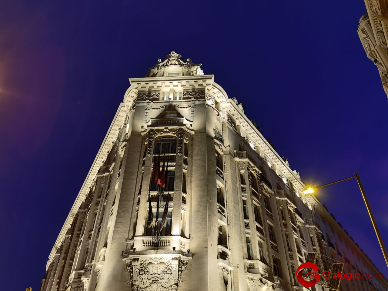 Camara trasera modo noche escena nocturna