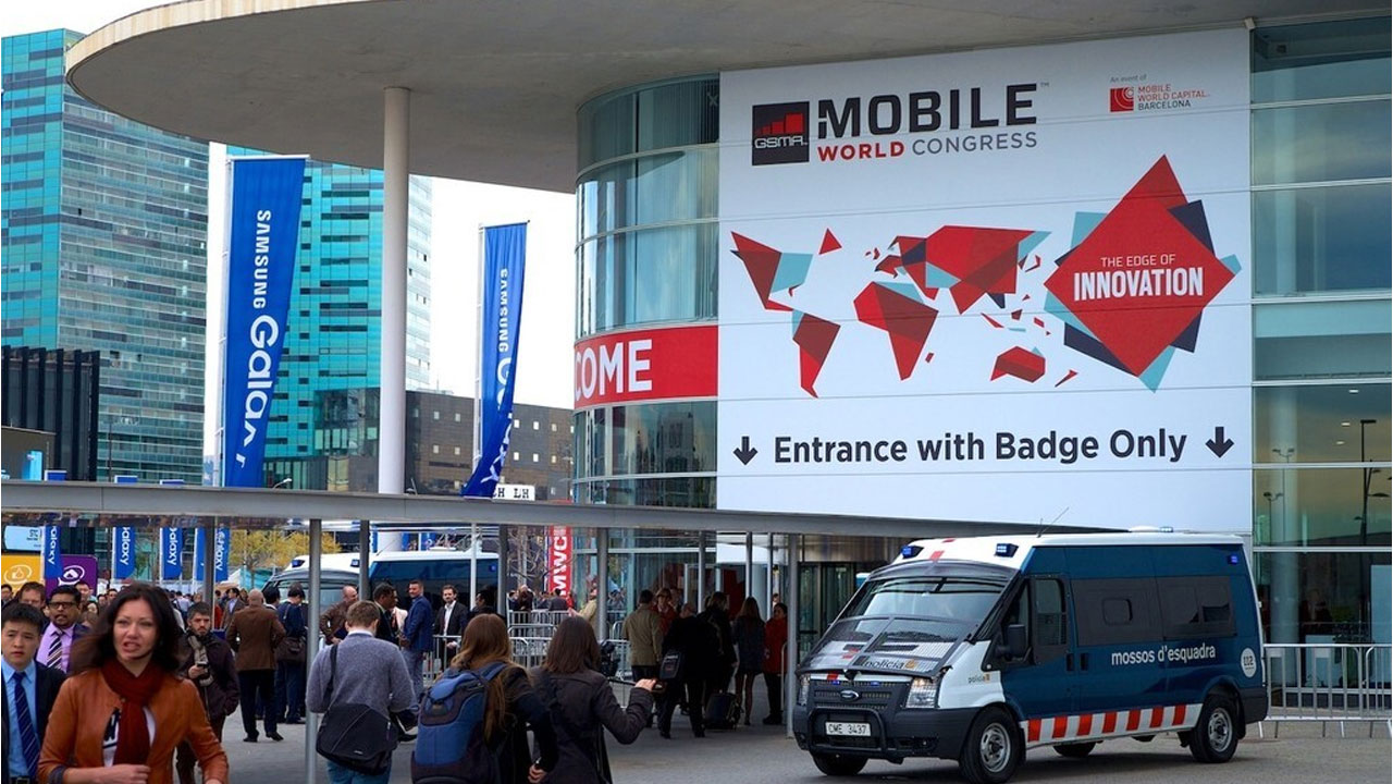 Contra viento y pandemia, el Mobile World Congress 2021 sería presencial