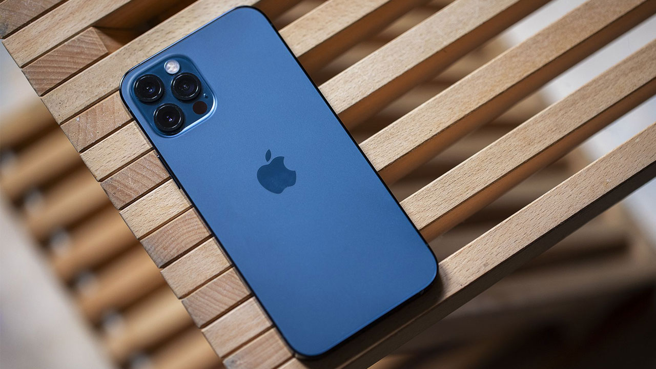 Smartphone shipments in 2020 Apple remotes its Huawei stand