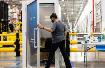 Amazen, las polémicas cabinas de relajación de Amazon