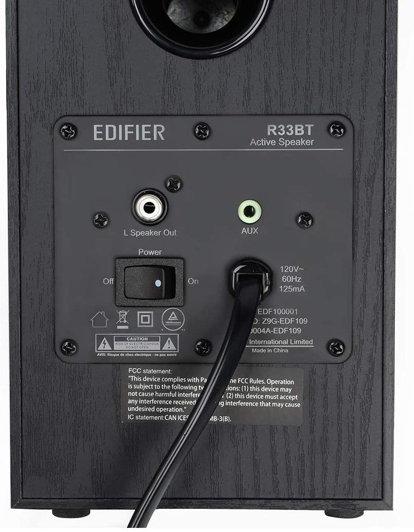 EDIFIER R33BT - Puertos