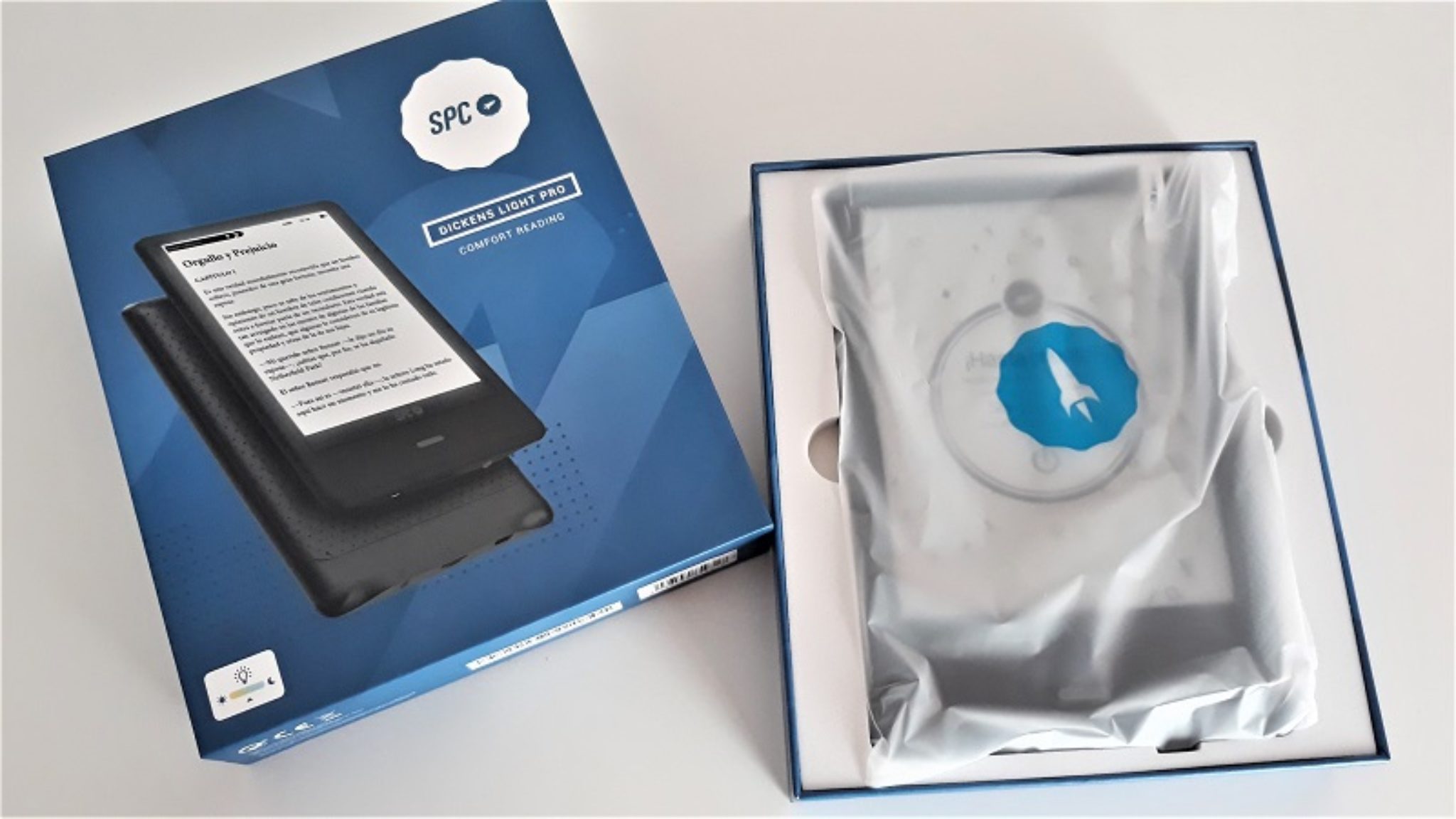 SPC Dickens Light Pro, probamos el moderno lector de libros electrónicos