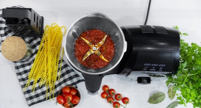 Cecotec Mambo 9090, un robot de cocina barato