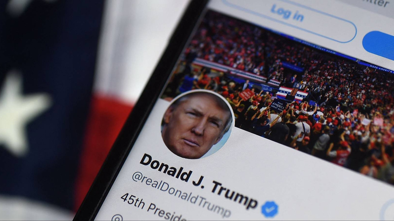 Donald Trump está de regreso en Twitter, más o menos
