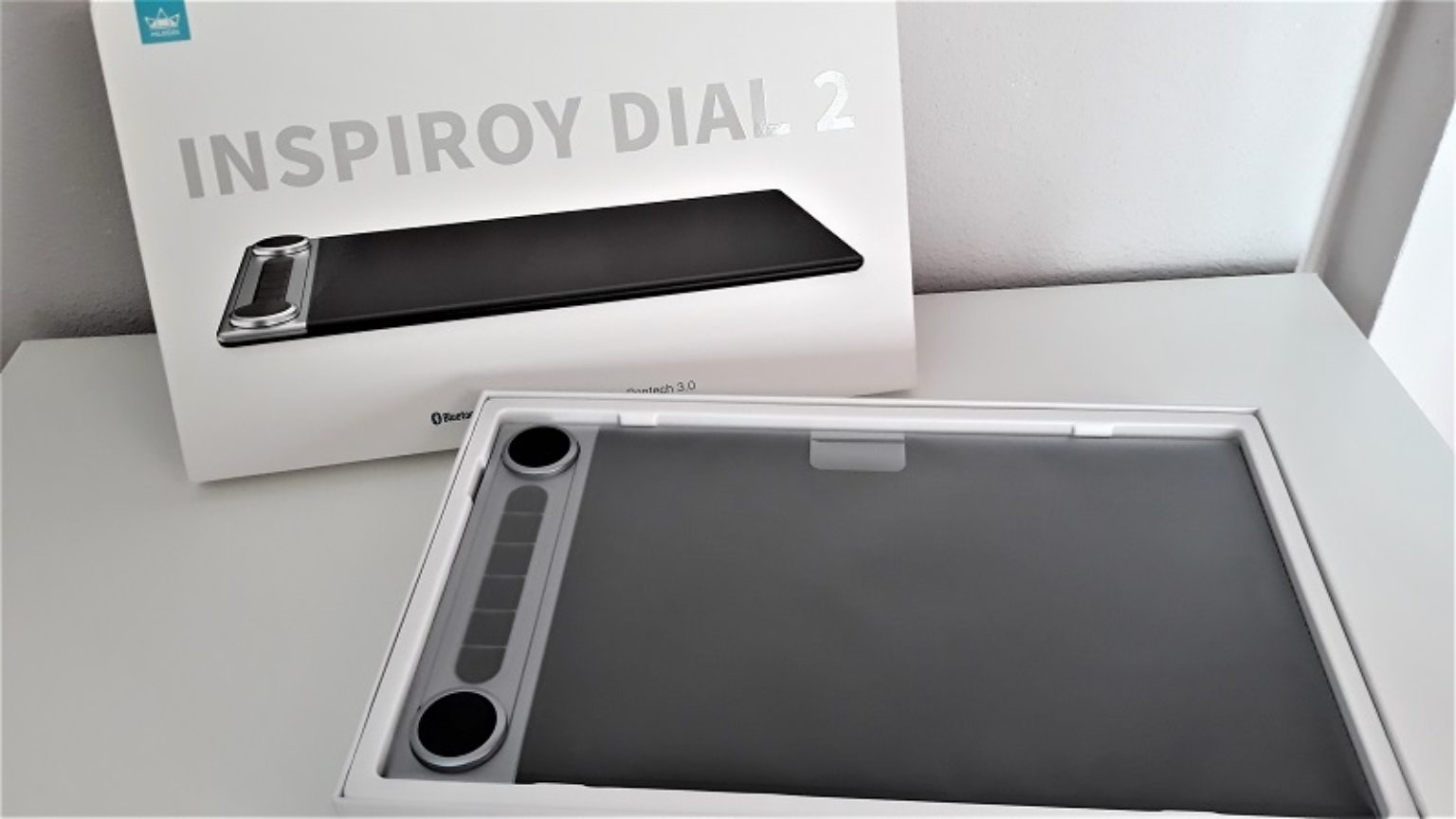 Huion Inspiroy Dial 2, probamos esta tableta gráfica inalámbrica
