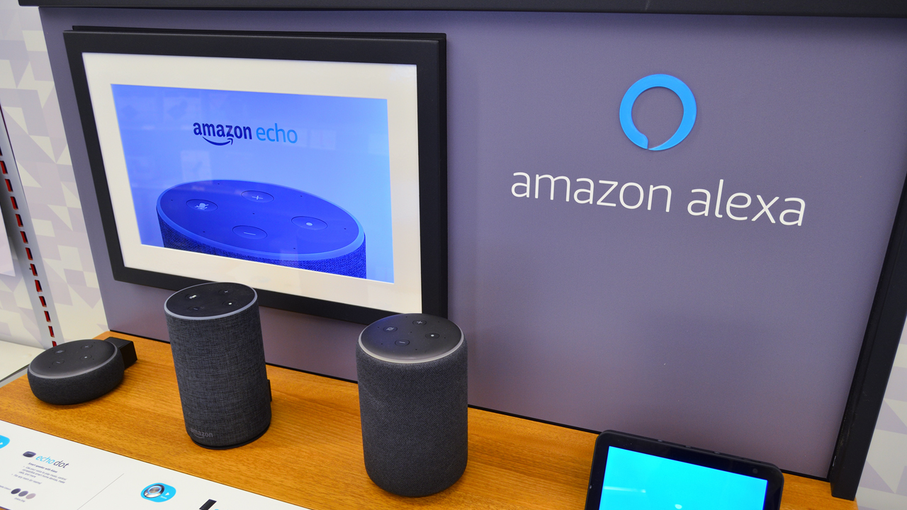 Amazon añade subtítulos de llamadas, rutinas y más widgets a Alexa