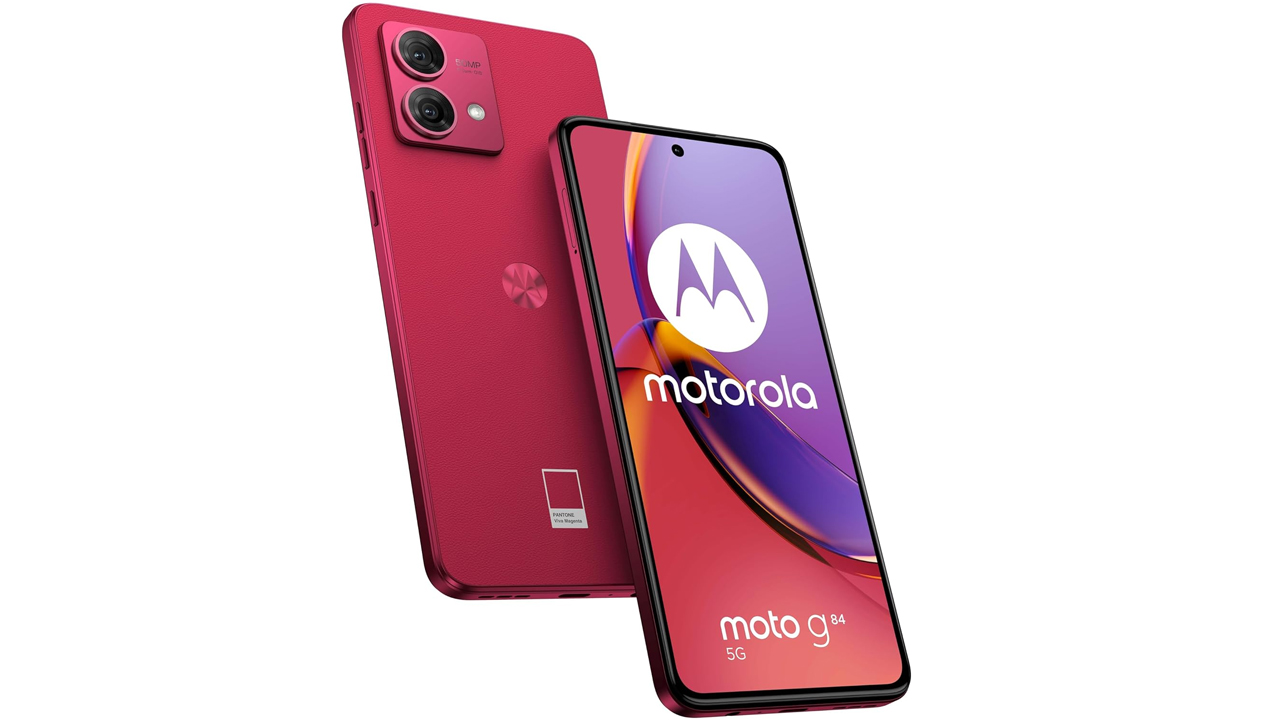 Conoce el Motorola G84 de gama media y diseño de cuero vegano