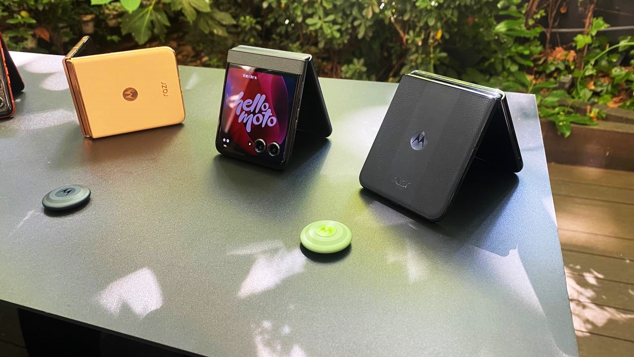 motorola razr 50