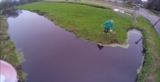 Este chaval estaba estrenando su nuevo drone y….