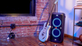 JBL PartyBox 300, imponente altavoz inalámbrico con sistema de luces